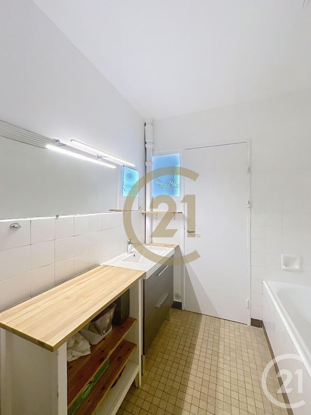 Appartement F5 à louer - 5 pièces - 111.9 m2 - VERSAILLES - 78 - ILE-DE-FRANCE - Century 21 Fels Immobilier
