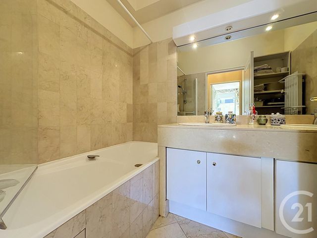 Appartement F4 à vendre - 4 pièces - 92.89 m2 - VERSAILLES - 78 - ILE-DE-FRANCE - Century 21 Fels Immobilier
