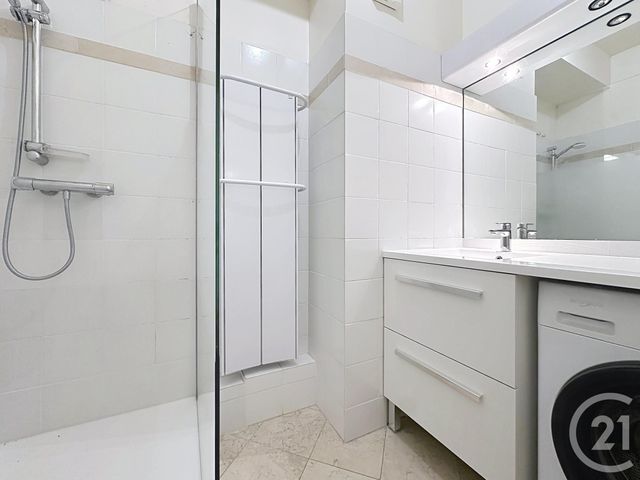 Appartement F4 à vendre - 4 pièces - 92.89 m2 - VERSAILLES - 78 - ILE-DE-FRANCE - Century 21 Fels Immobilier