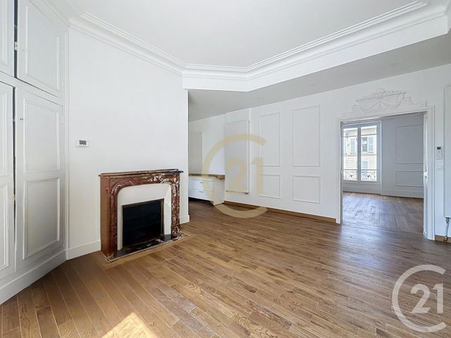 Appartement F6 à louer - 6 pièces - 132.04 m2 - VERSAILLES - 78 - ILE-DE-FRANCE - Century 21 Fels Immobilier