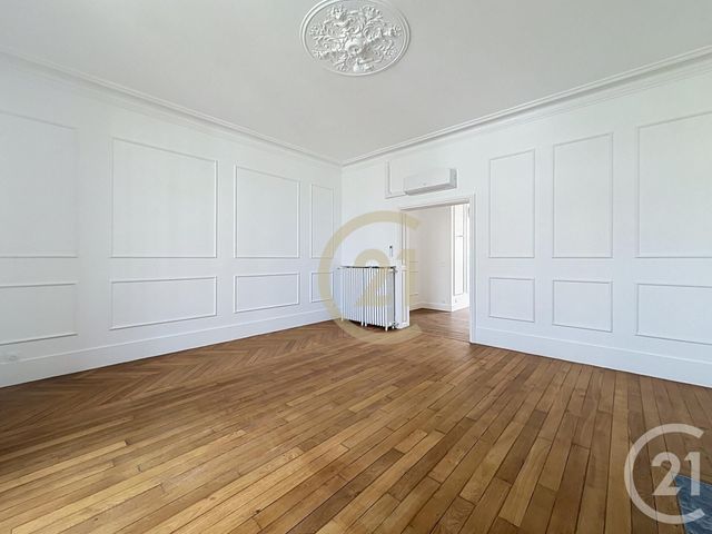 Appartement F6 à louer - 6 pièces - 132.04 m2 - VERSAILLES - 78 - ILE-DE-FRANCE - Century 21 Fels Immobilier