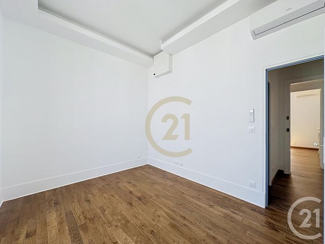 Appartement F6 à louer - 6 pièces - 132.04 m2 - VERSAILLES - 78 - ILE-DE-FRANCE - Century 21 Fels Immobilier
