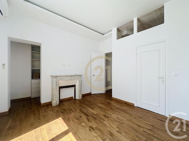 Appartement F6 à louer - 6 pièces - 132.04 m2 - VERSAILLES - 78 - ILE-DE-FRANCE - Century 21 Fels Immobilier