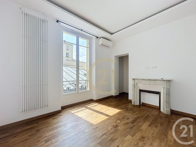 Appartement F6 à louer - 6 pièces - 132.04 m2 - VERSAILLES - 78 - ILE-DE-FRANCE - Century 21 Fels Immobilier