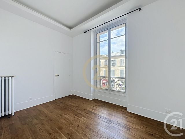 Appartement F6 à louer - 6 pièces - 132.04 m2 - VERSAILLES - 78 - ILE-DE-FRANCE - Century 21 Fels Immobilier