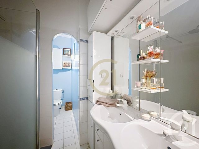 Appartement T4 à vendre - 4 pièces - 73.34 m2 - VERSAILLES - 78 - ILE-DE-FRANCE - Century 21 Fels Immobilier