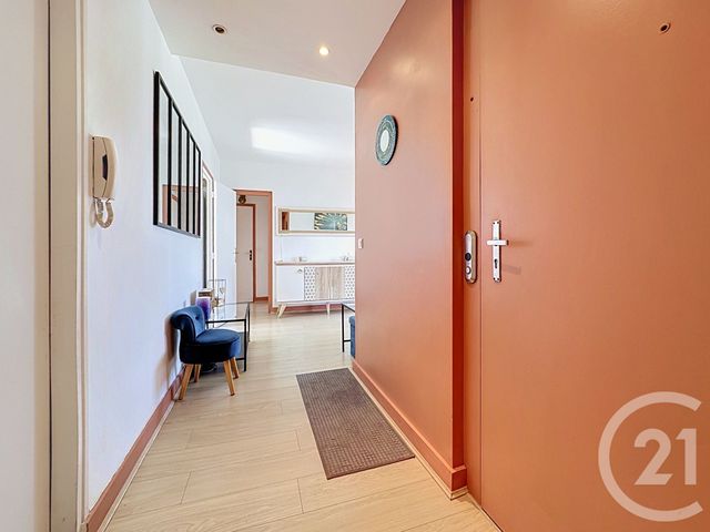 Appartement T5 à vendre - 6 pièces - 122.16 m2 - FONTENAY LE FLEURY - 78 - ILE-DE-FRANCE - Century 21 Fels Immobilier