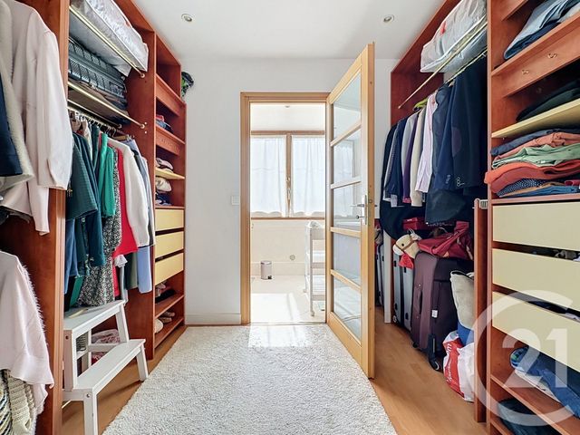Appartement T5 à vendre - 6 pièces - 122.16 m2 - FONTENAY LE FLEURY - 78 - ILE-DE-FRANCE - Century 21 Fels Immobilier