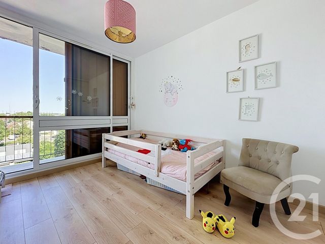 Appartement T5 à vendre - 6 pièces - 122.16 m2 - FONTENAY LE FLEURY - 78 - ILE-DE-FRANCE - Century 21 Fels Immobilier