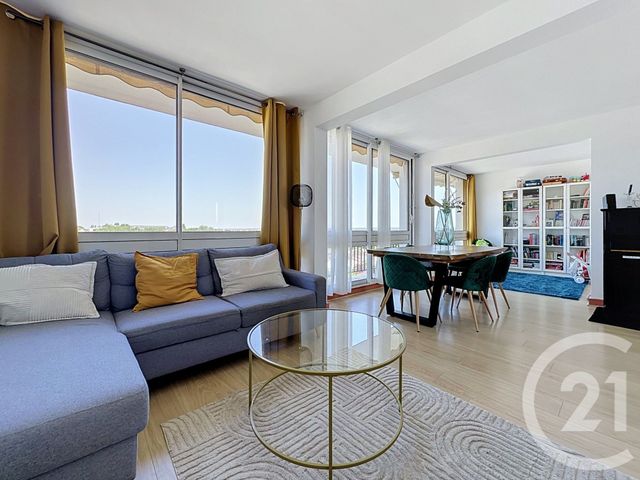 Appartement T5 à vendre - 6 pièces - 122.16 m2 - FONTENAY LE FLEURY - 78 - ILE-DE-FRANCE - Century 21 Fels Immobilier