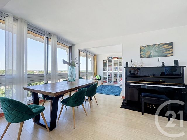 Appartement T5 à vendre - 6 pièces - 122.16 m2 - FONTENAY LE FLEURY - 78 - ILE-DE-FRANCE - Century 21 Fels Immobilier