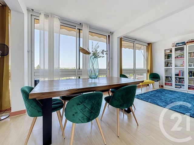 Appartement T5 à louer - 6 pièces - 122.16 m2 - FONTENAY LE FLEURY - 78 - ILE-DE-FRANCE - Century 21 Fels Immobilier