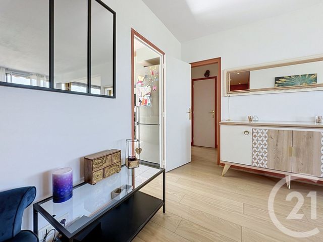 Appartement T5 à louer - 6 pièces - 122.16 m2 - FONTENAY LE FLEURY - 78 - ILE-DE-FRANCE - Century 21 Fels Immobilier