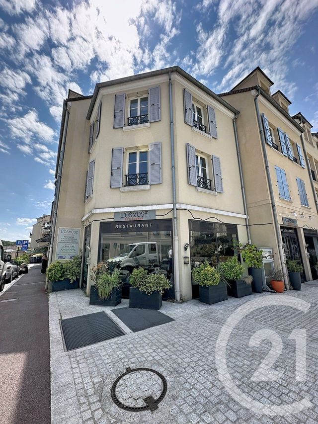 Appartement T2 à vendre - 2 pièces - 42.0 m2 - BUC - 78 - ILE-DE-FRANCE - Century 21 Fels Immobilier