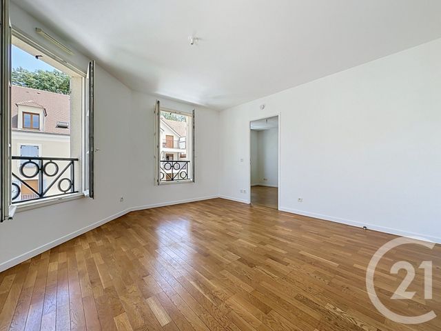 Appartement T2 à vendre - 2 pièces - 42.0 m2 - BUC - 78 - ILE-DE-FRANCE - Century 21 Fels Immobilier