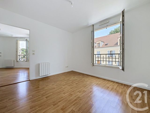 Appartement T2 à vendre - 2 pièces - 42.0 m2 - BUC - 78 - ILE-DE-FRANCE - Century 21 Fels Immobilier
