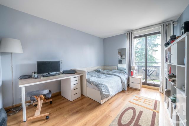 Appartement F6 à vendre - 6 pièces - 146.08 m2 - ST CYR L ECOLE - 78 - ILE-DE-FRANCE - Century 21 Fels Immobilier
