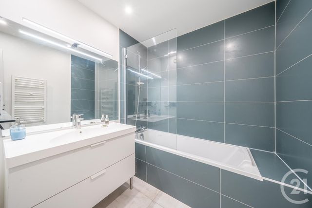 Appartement F6 à vendre - 6 pièces - 146.08 m2 - ST CYR L ECOLE - 78 - ILE-DE-FRANCE - Century 21 Fels Immobilier