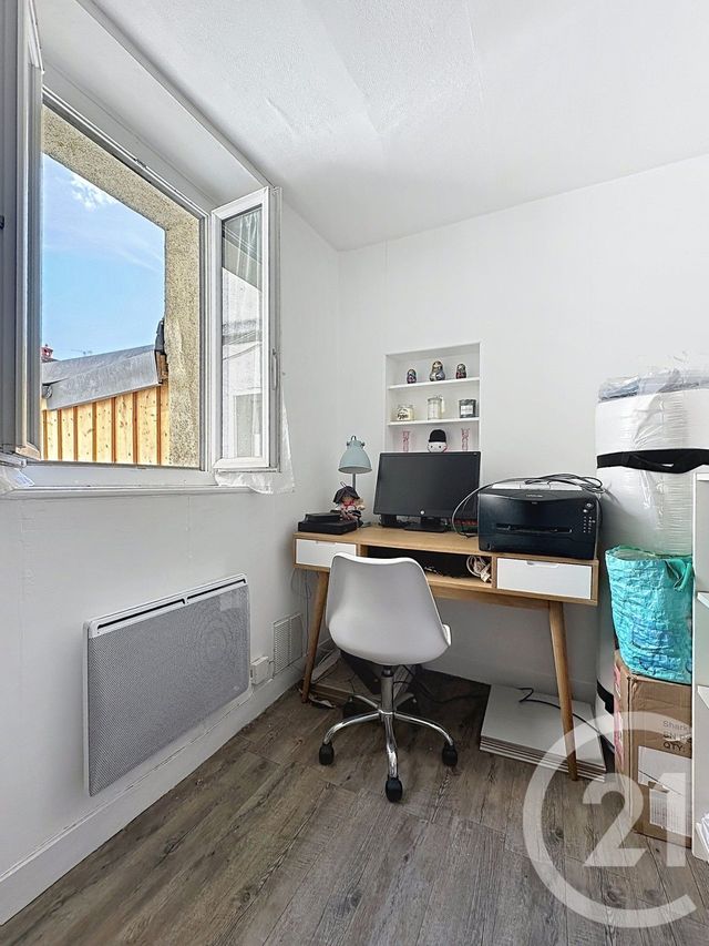 Appartement F3 à vendre - 3 pièces - 40.52 m2 - VERSAILLES - 78 - ILE-DE-FRANCE - Century 21 Fels Immobilier