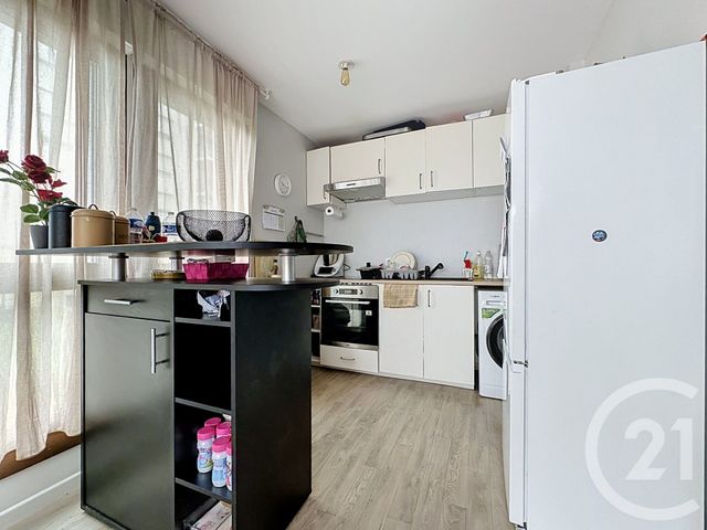 Appartement à vendre - 3 pièces - 58.06 m2 - MANTES LA VILLE - 78 - ILE-DE-FRANCE - Century 21 Fels Immobilier