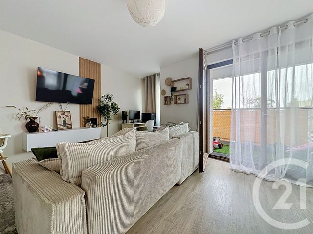 Appartement à vendre - 3 pièces - 58.06 m2 - MANTES LA VILLE - 78 - ILE-DE-FRANCE - Century 21 Fels Immobilier