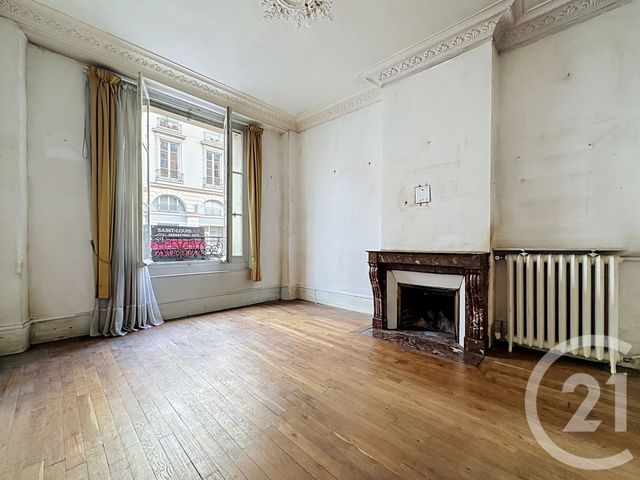 Appartement à vendre - 4 pièces - 73.26 m2 - VERSAILLES - 78 - ILE-DE-FRANCE - Century 21 Fels Immobilier