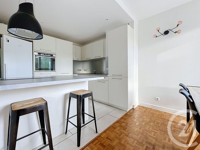 Appartement T4 à vendre - 4 pièces - 70.56 m2 - VERSAILLES - 78 - ILE-DE-FRANCE - Century 21 Fels Immobilier