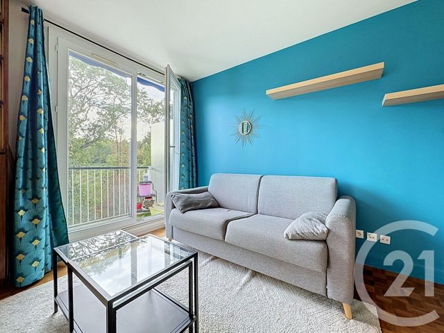 Appartement T4 à vendre - 4 pièces - 70.56 m2 - VERSAILLES - 78 - ILE-DE-FRANCE - Century 21 Fels Immobilier