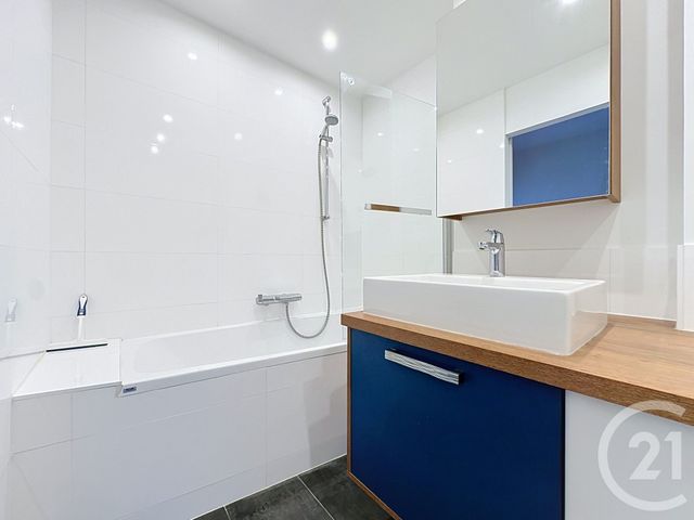Appartement T4 à vendre - 4 pièces - 70.56 m2 - VERSAILLES - 78 - ILE-DE-FRANCE - Century 21 Fels Immobilier