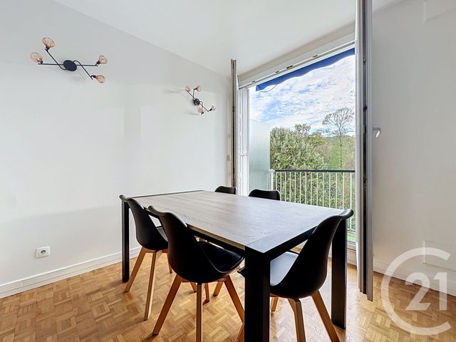 Appartement T4 à vendre - 4 pièces - 70.56 m2 - VERSAILLES - 78 - ILE-DE-FRANCE - Century 21 Fels Immobilier