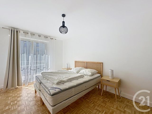 Appartement F3 à louer - 3 pièces - 78.91 m2 - VERSAILLES - 78 - ILE-DE-FRANCE - Century 21 Fels Immobilier