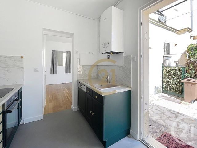 Appartement F2 à louer - 2 pièces - 44.14 m2 - VERSAILLES - 78 - ILE-DE-FRANCE - Century 21 Fels Immobilier