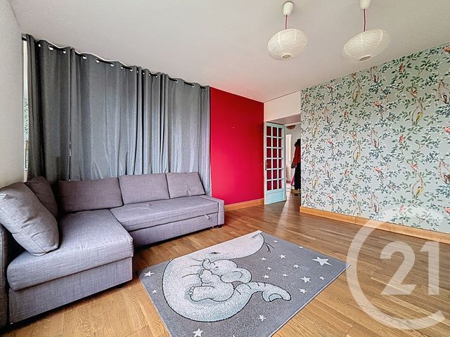 Appartement F5 à louer - 5 pièces - 81.28 m2 - VERSAILLES - 78 - ILE-DE-FRANCE - Century 21 Fels Immobilier