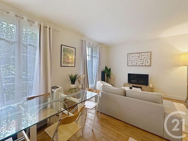 Appartement F2 à louer - 2 pièces - 46.87 m2 - LE CHESNAY - 78 - ILE-DE-FRANCE - Century 21 Fels Immobilier