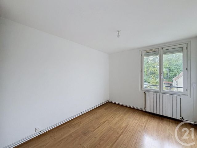 Appartement à louer - 4 pièces - 83.18 m2 - LE CHESNAY - 78 - ILE-DE-FRANCE - Century 21 Fels Immobilier