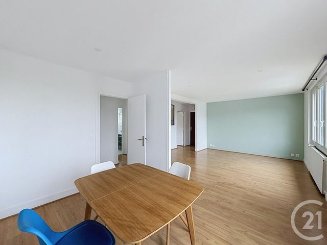 Appartement à louer - 4 pièces - 83.18 m2 - LE CHESNAY - 78 - ILE-DE-FRANCE - Century 21 Fels Immobilier