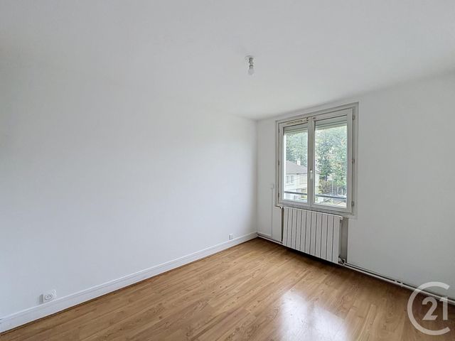 Appartement à louer - 4 pièces - 83.18 m2 - LE CHESNAY - 78 - ILE-DE-FRANCE - Century 21 Fels Immobilier