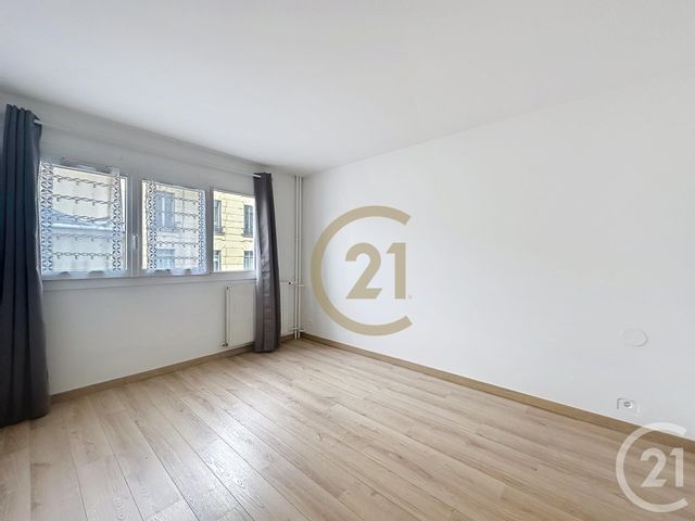 Appartement F3 à louer - 3 pièces - 81.01 m2 - VERSAILLES - 78 - ILE-DE-FRANCE - Century 21 Fels Immobilier