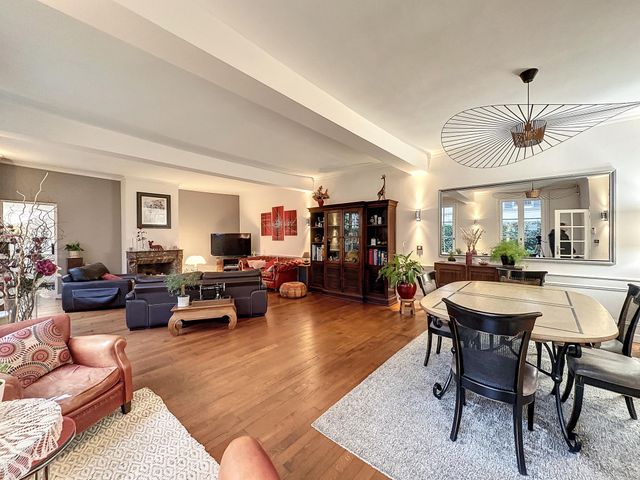 Appartement Triplex à vendre - 8 pièces - 190.96 m2 - VERSAILLES - 78 - ILE-DE-FRANCE - Century 21 Agence De La Cathédrale