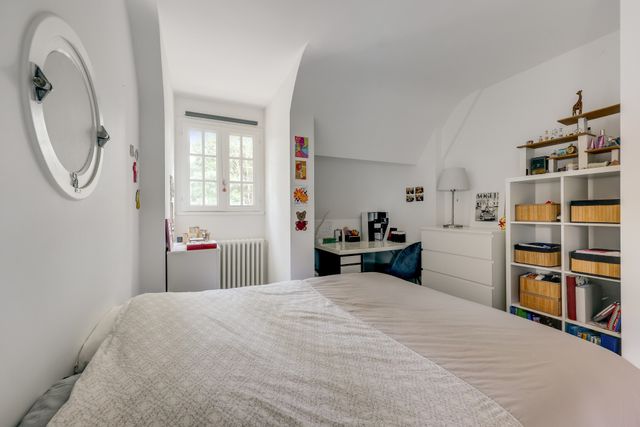 Afficher la photo en grand maison à vendre - 8 pièces - 250.0 m2 - VERSAILLES - 78 - ILE-DE-FRANCE - Century 21 Fels Immobilier