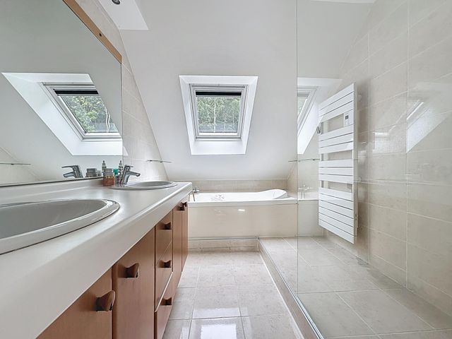 maison à vendre - 7 pièces - 171.66 m2 - JOUY EN JOSAS - 78 - ILE-DE-FRANCE - Century 21 Fels Immobilier