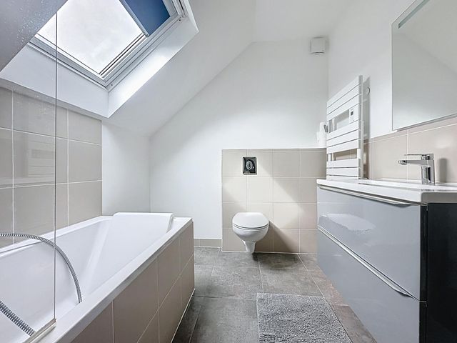 maison à vendre - 7 pièces - 171.66 m2 - JOUY EN JOSAS - 78 - ILE-DE-FRANCE - Century 21 Fels Immobilier