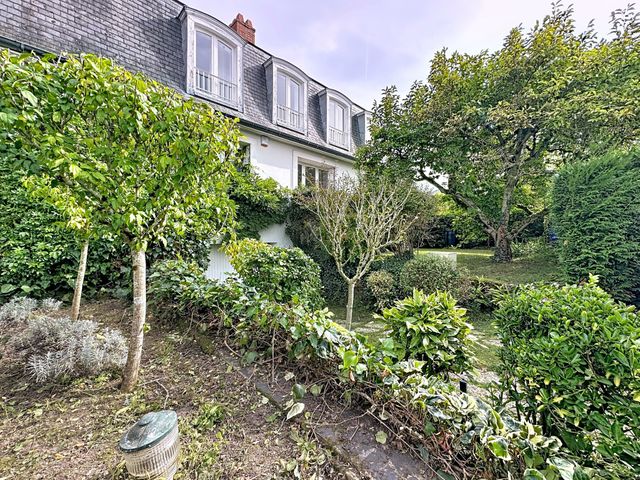 maison à vendre - 12 pièces - 307.0 m2 - VERSAILLES - 78 - ILE-DE-FRANCE - Century 21 Fels Immobilier