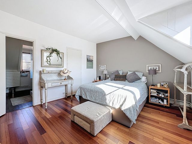 Appartement F6 à vendre - 6 pièces - 136.07 m2 - VERSAILLES - 78 - ILE-DE-FRANCE - Century 21 Fels Immobilier