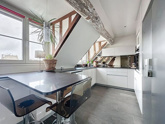 Appartement F6 à vendre - 6 pièces - 136.07 m2 - VERSAILLES - 78 - ILE-DE-FRANCE - Century 21 Fels Immobilier