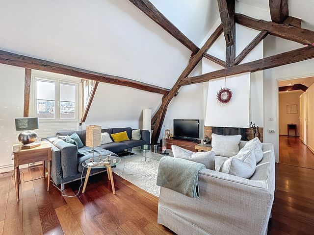 Appartement F6 à vendre - 6 pièces - 136.07 m2 - VERSAILLES - 78 - ILE-DE-FRANCE - Century 21 Fels Immobilier