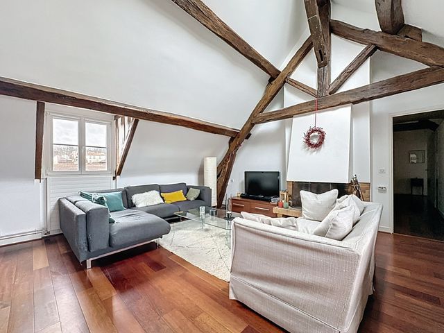 Appartement F6 à vendre - 6 pièces - 136.07 m2 - VERSAILLES - 78 - ILE-DE-FRANCE - Century 21 Fels Immobilier