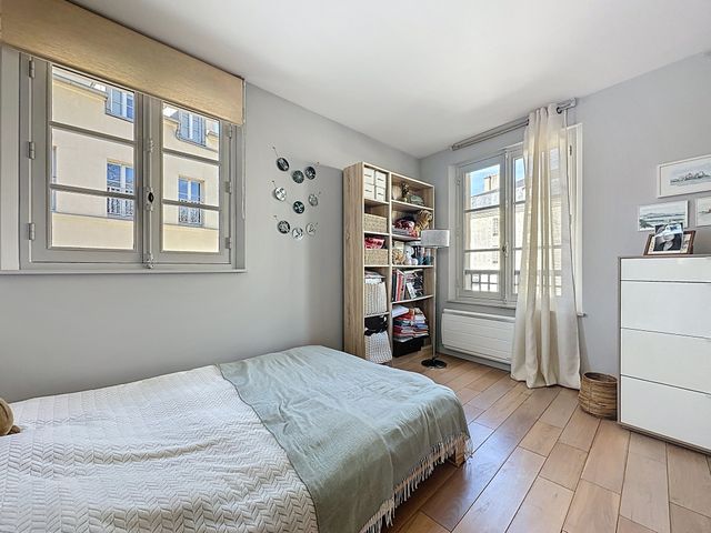 Appartement à vendre - 5 pièces - 108.77 m2 - VERSAILLES - 78 - ILE-DE-FRANCE - Century 21 Fels Immobilier