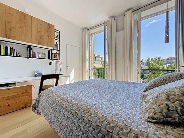 Appartement T2 à vendre - 2 pièces - 52.41 m2 - VERSAILLES - 78 - ILE-DE-FRANCE - Century 21 Fels Immobilier