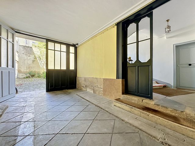Appartement T2 à vendre - 2 pièces - 52.41 m2 - VERSAILLES - 78 - ILE-DE-FRANCE - Century 21 Fels Immobilier